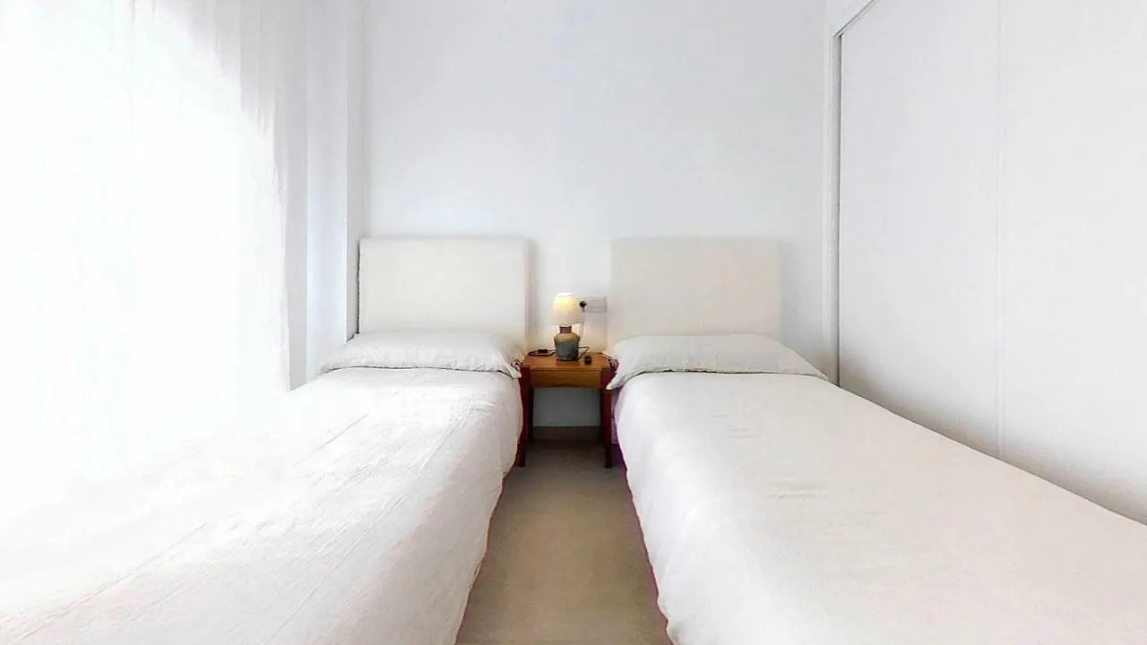 Apartamento Precioso ático en edificio Nuevo Juzgado Barbate 0*,